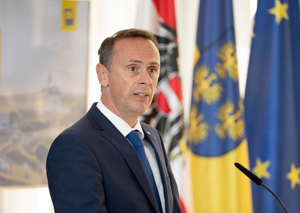 Wirtschaftslandesrat Jochen Danninger fordert rasche Wirtschaftshilfen für Betriebe.