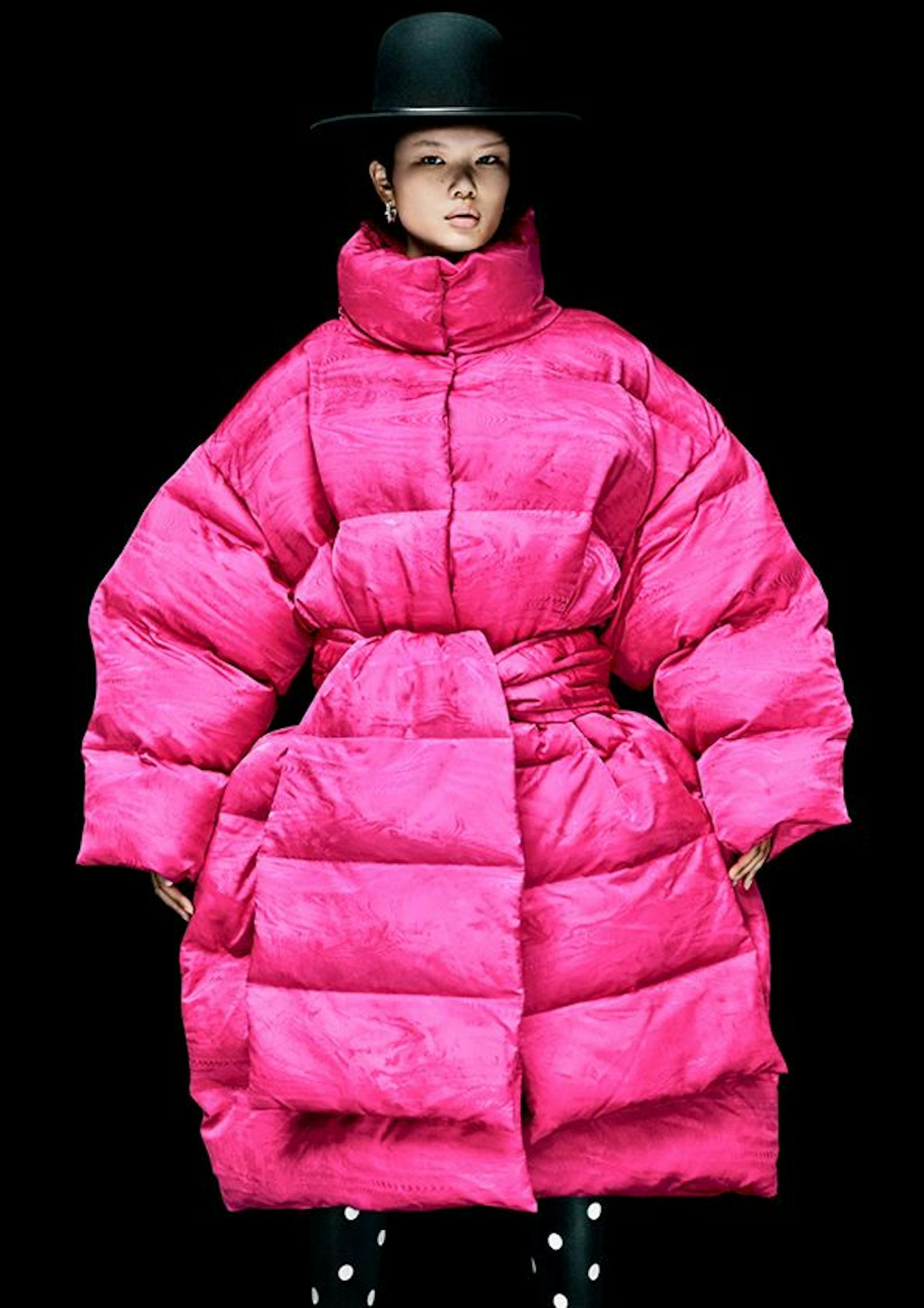 Auch kuscheliges ist mit dabei, wie dieser extreme Oversize-Parka.