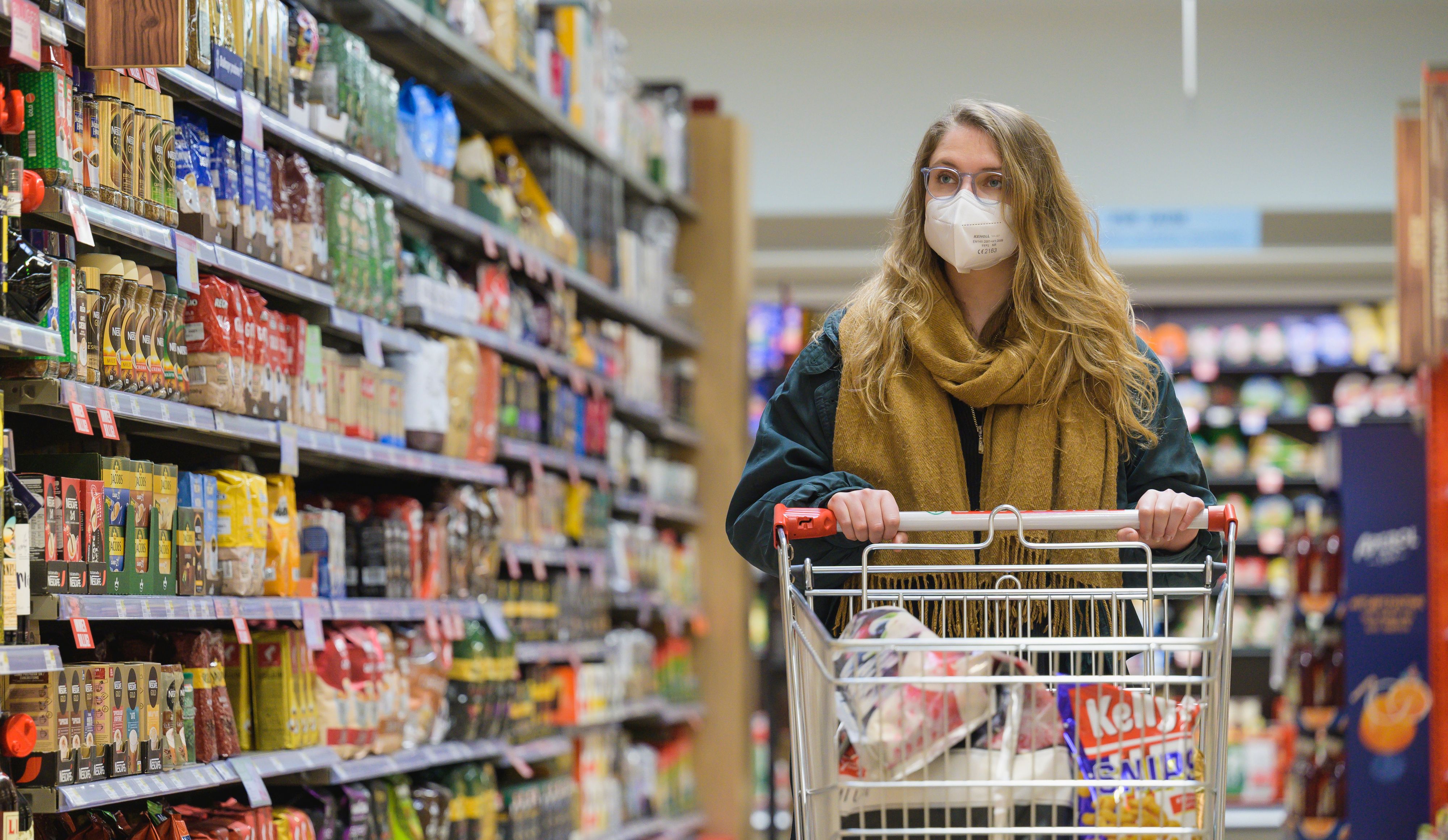 Supermärkte dürfen öffnen - so wie in den vergangenen Lockdowns auch.