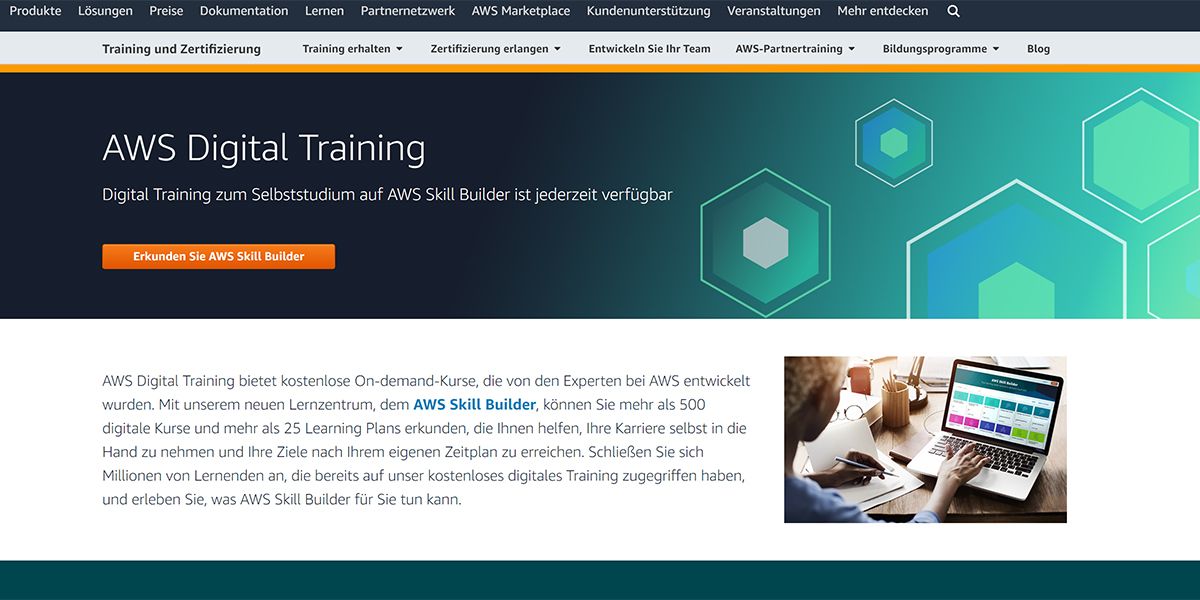 Um Arbeitskräfte dabei zu unterstützen, fit für die Zukunft zu werden und damit den wachsenden Bedarf an digital qualifizierten Talenten zu decken, hat AWS den AWS Skill Builder eingeführt. 