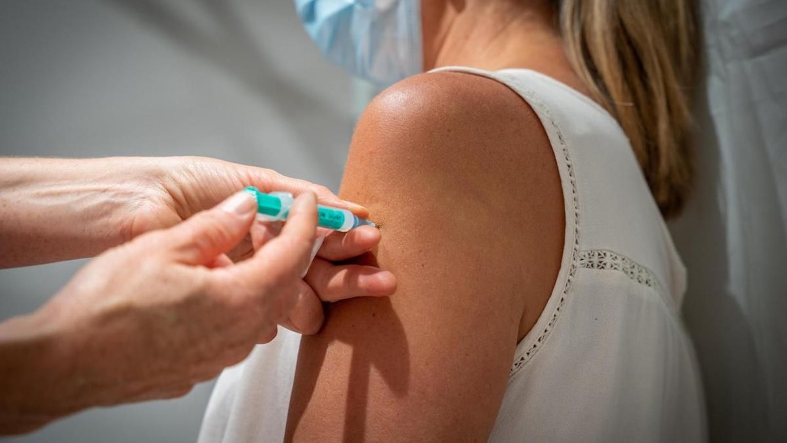 Österreich hat eine Impfpflicht für alle ab dem 1. Februar beschlossen.