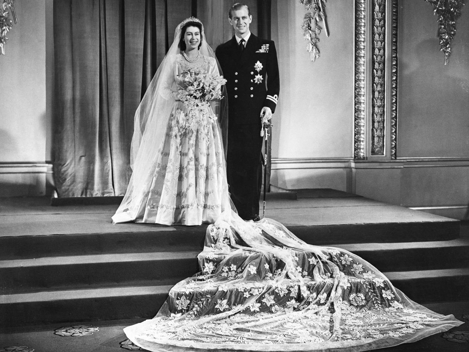 (Damals noch) Prinzessin Elisabeth und Lieutenant Philip Mountbatten&nbsp;hatten 1947 in der Londoner Westminster Abbey geheiratet. Es war die längste Ehe eines britischen Monarchen in der Geschichte.<br>