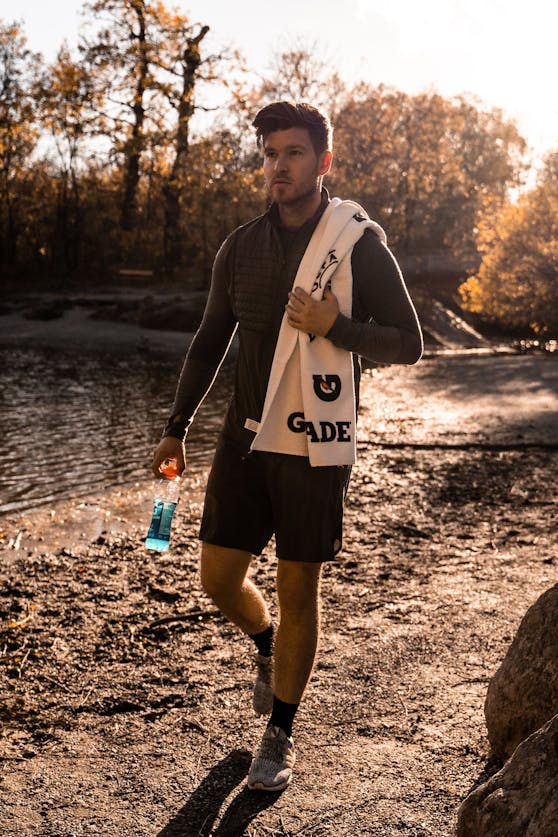 Gatorade wird vom Körper besonders schnell aufgenommen und sorgt dafür, dass SportlerInnen konstant leistungsfähig sind.