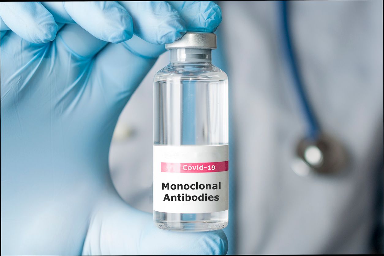 Doctor hold a vial of monoclonal antibodies, a new treatment for coronavirus Covid-19