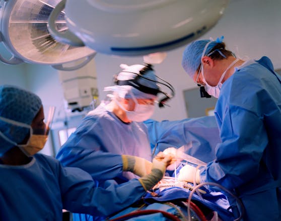 Schon 20 Herzoperationen für Kinder mussten an der Linzer Uniklinik verschoben werden. (Symbolbild)