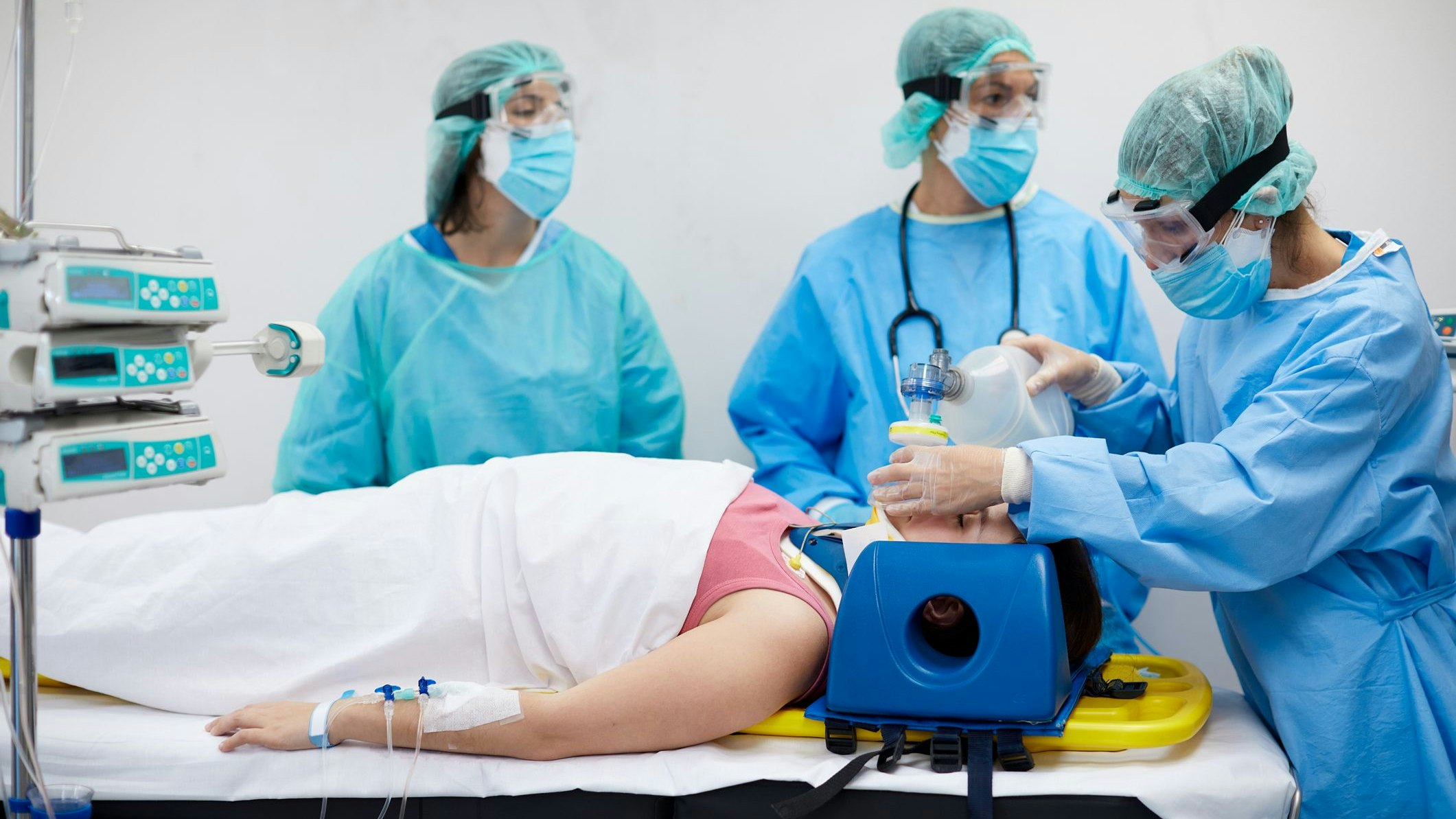 Viele Covid-Patienten müssen künstlich beatmet werden. (Symbolbild)