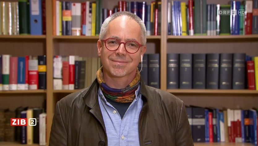 Verfassungsexperte Benjamin Kneihs sieht in einer Impfpflicht kein Problem.