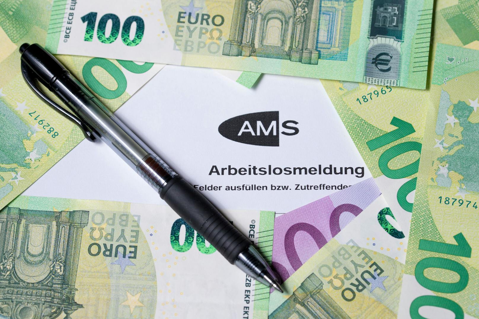 Im Dezember erklärte Arbeitsminister Kocher (ÖVP) die große AMS-Geld-Reform für gescheitert.
