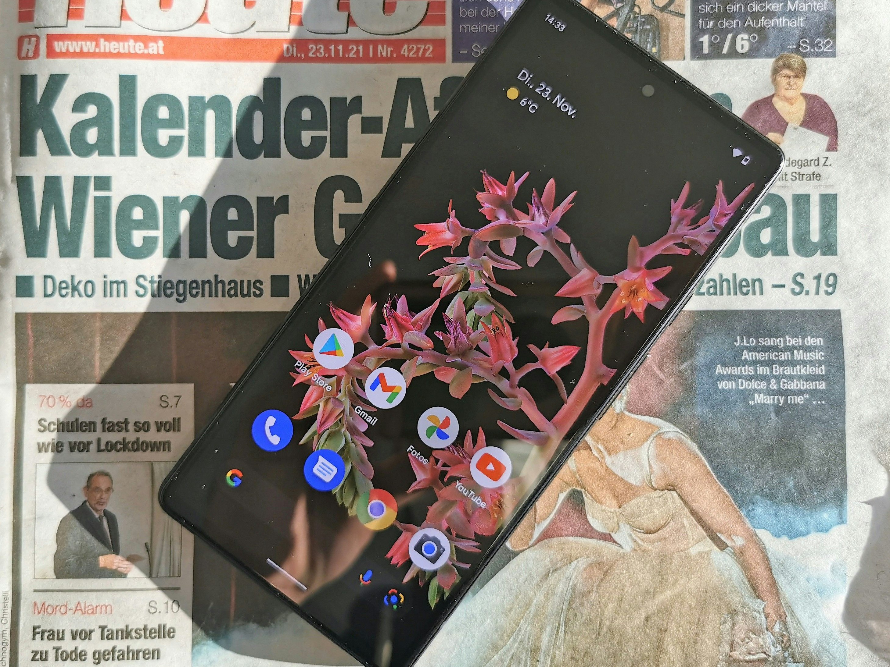 <em>Für Android-Fans ist das Pixel 6 mit Android 12 natürlich ein Highlight.</em>