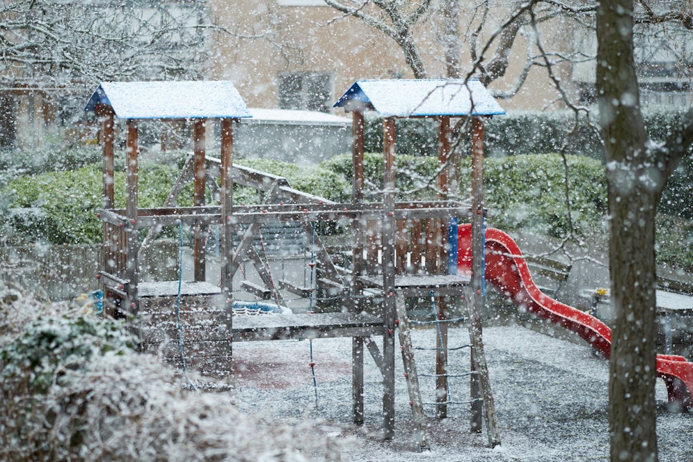 Am Freitag schafft es der Schnee bis nach Wien. Lange bleibt er aber nicht liegen.