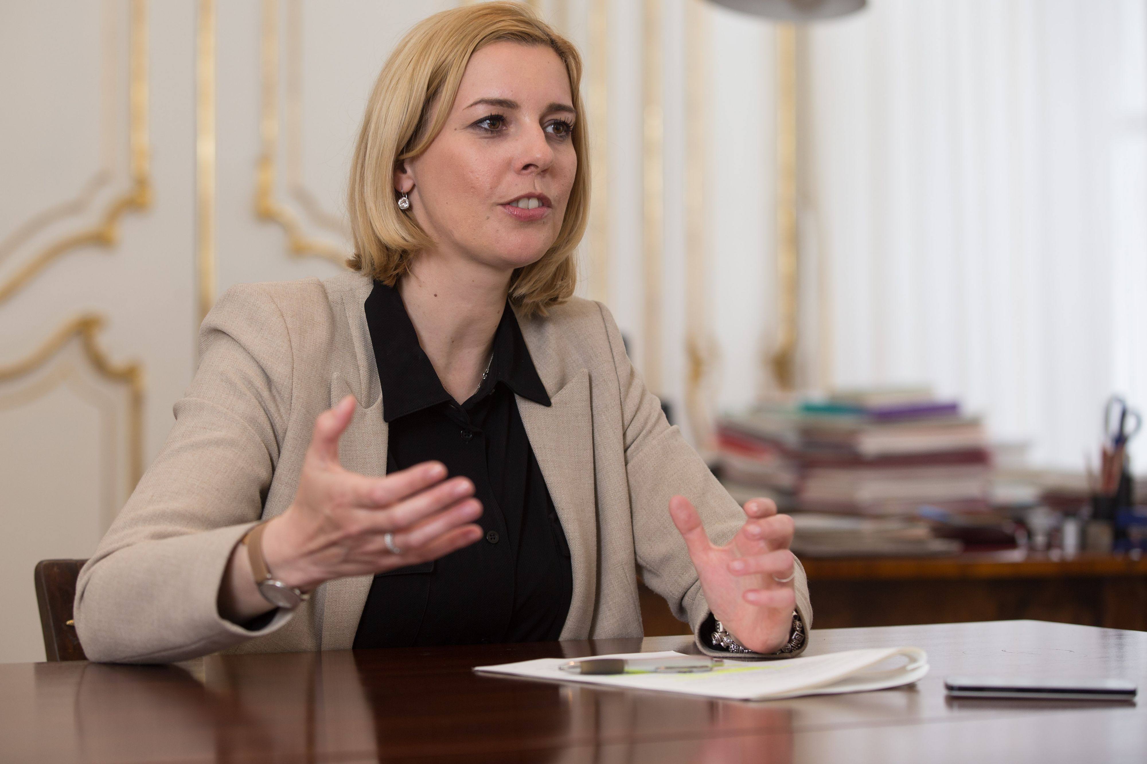 Wiener-Städtische-Chefin Sonja Steßl freut sich über den Preis.