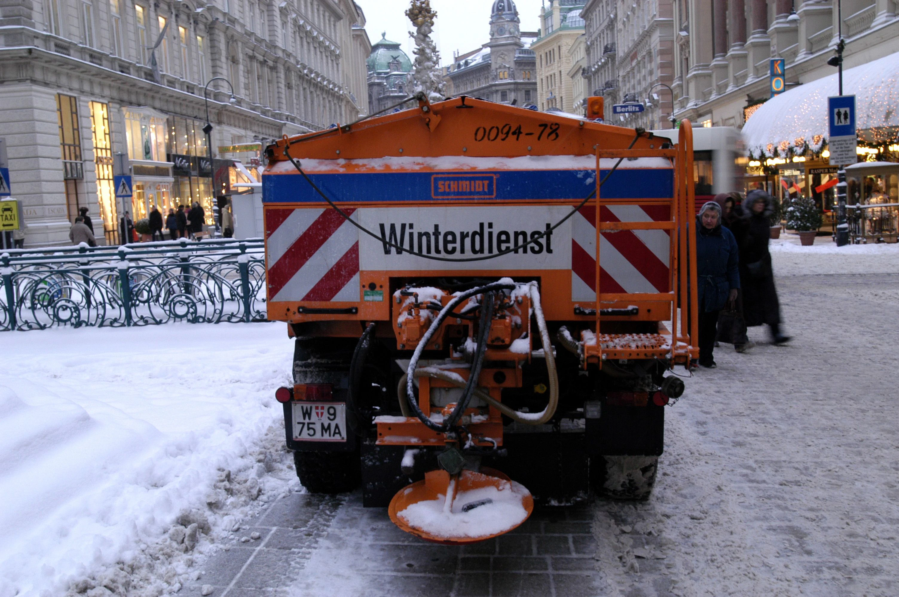 Schneepflug in Wien (Archivfoto)
