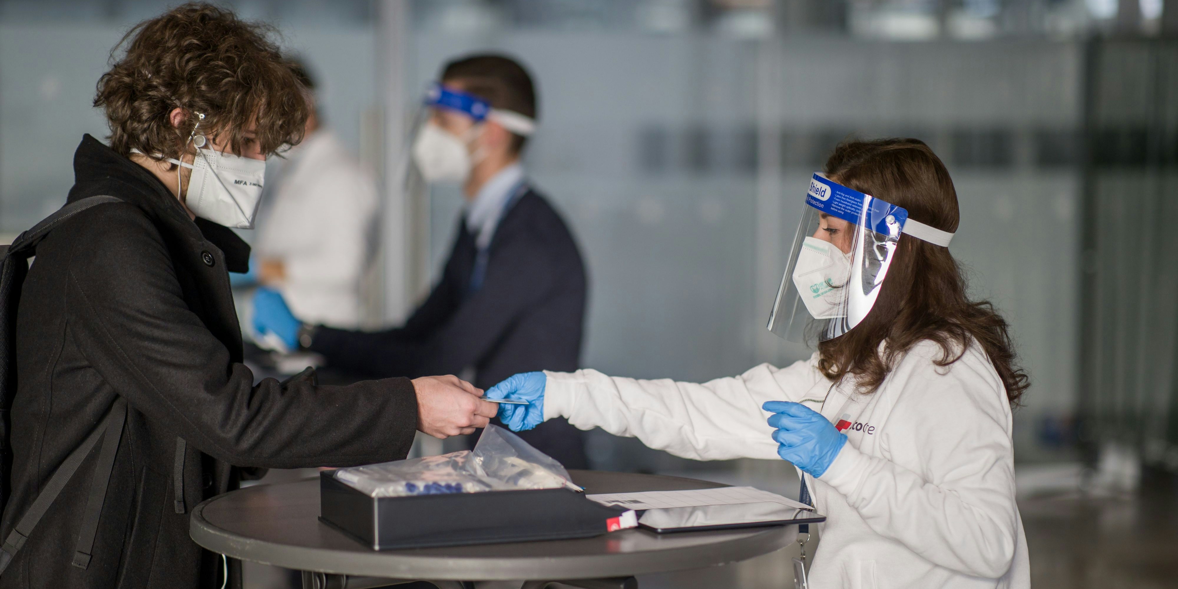 Bei der Einreise aus einigen Ländern sind besondere Maßnahmen zu beachten.