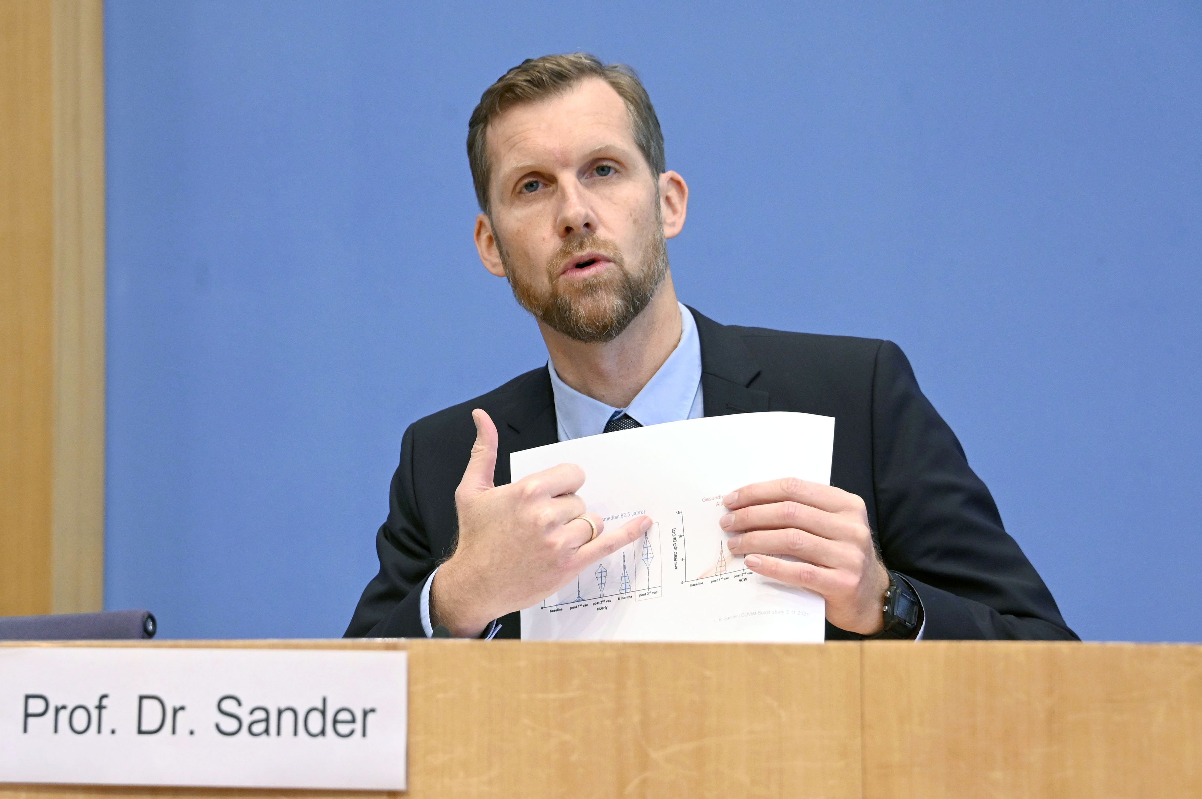 <strong>Leif Erik Sander</strong> ist Immunologe an der Charité Berlin.