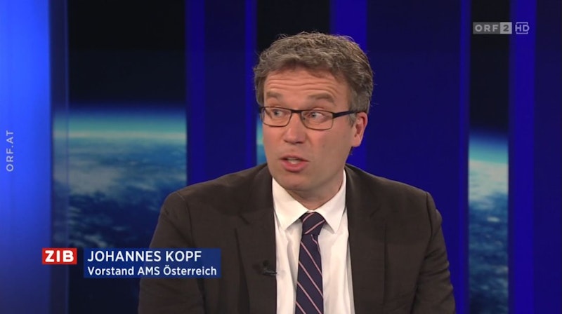AMS-Chef Johannes Kopf zu Gast in der ZIB2 bei Martin Thür am 28. November 2021: "Langer Lockdown wäre furchtbar."