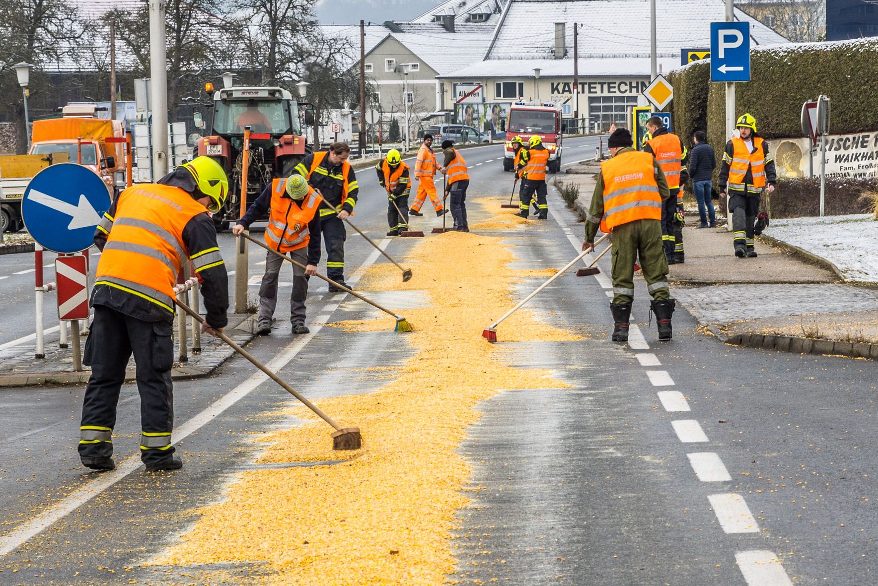 Auf 200 Metern lag der Mais verstreut.