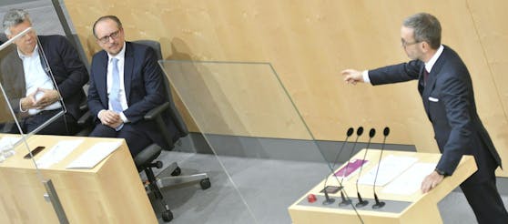 Werden keine Freunde mehr: FPÖ-Obmann Herbert Kickl (r.) und Bundeskanzler Alexander Schallenberg (ÖVP) im Nationalrat