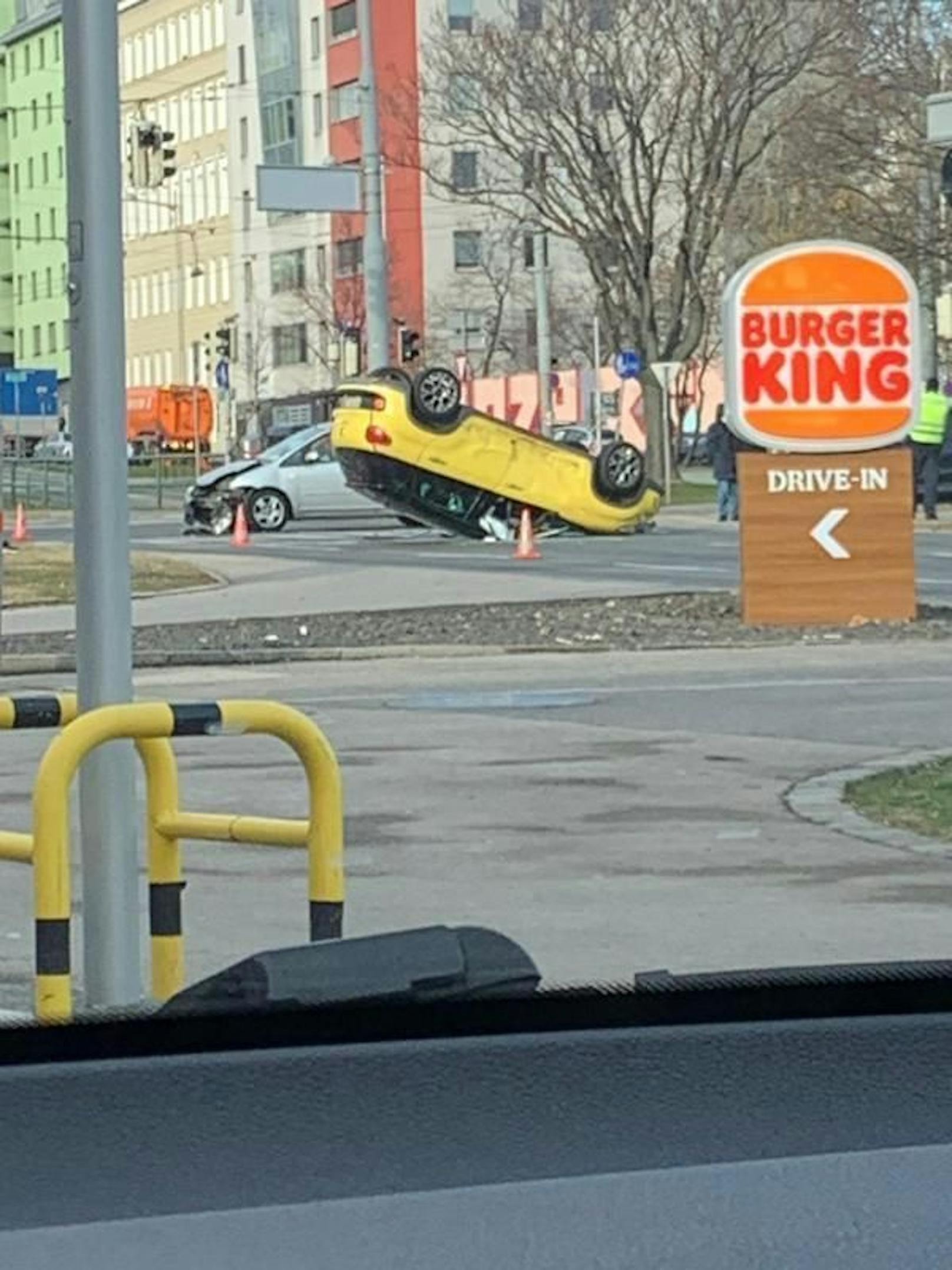 Crash beim Burger King am Gaudenzdorfer Gürtel