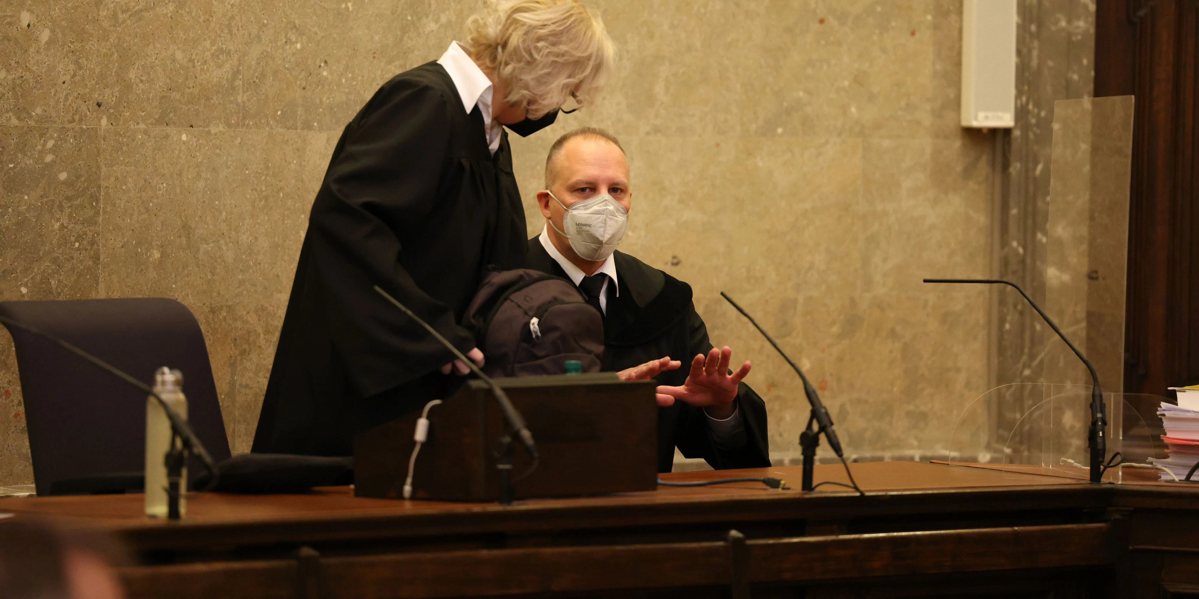 Anwalt Martin Mahrer verteidigt den Angeklagten.