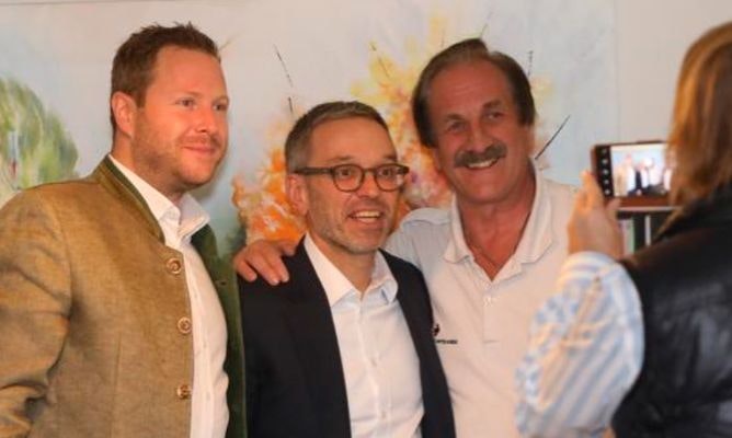 Kickl in Kärnten - jetzt starb Kärntner Sängerlegende Ludwig "Lucky" Ladstätter an Corona.