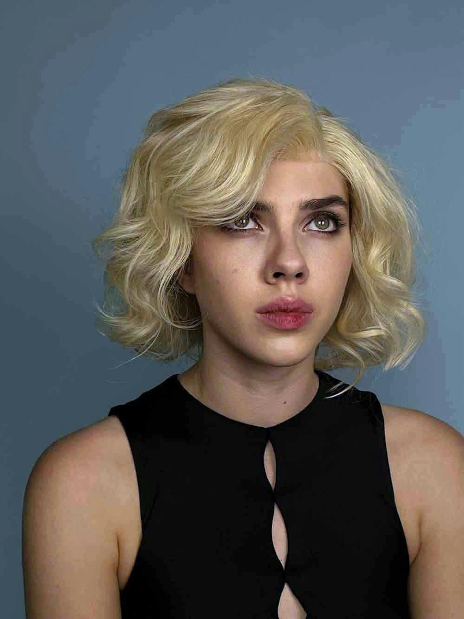 Kate Shumskaya sieht Scarlett Johansson zum Verwechseln ähnlich.