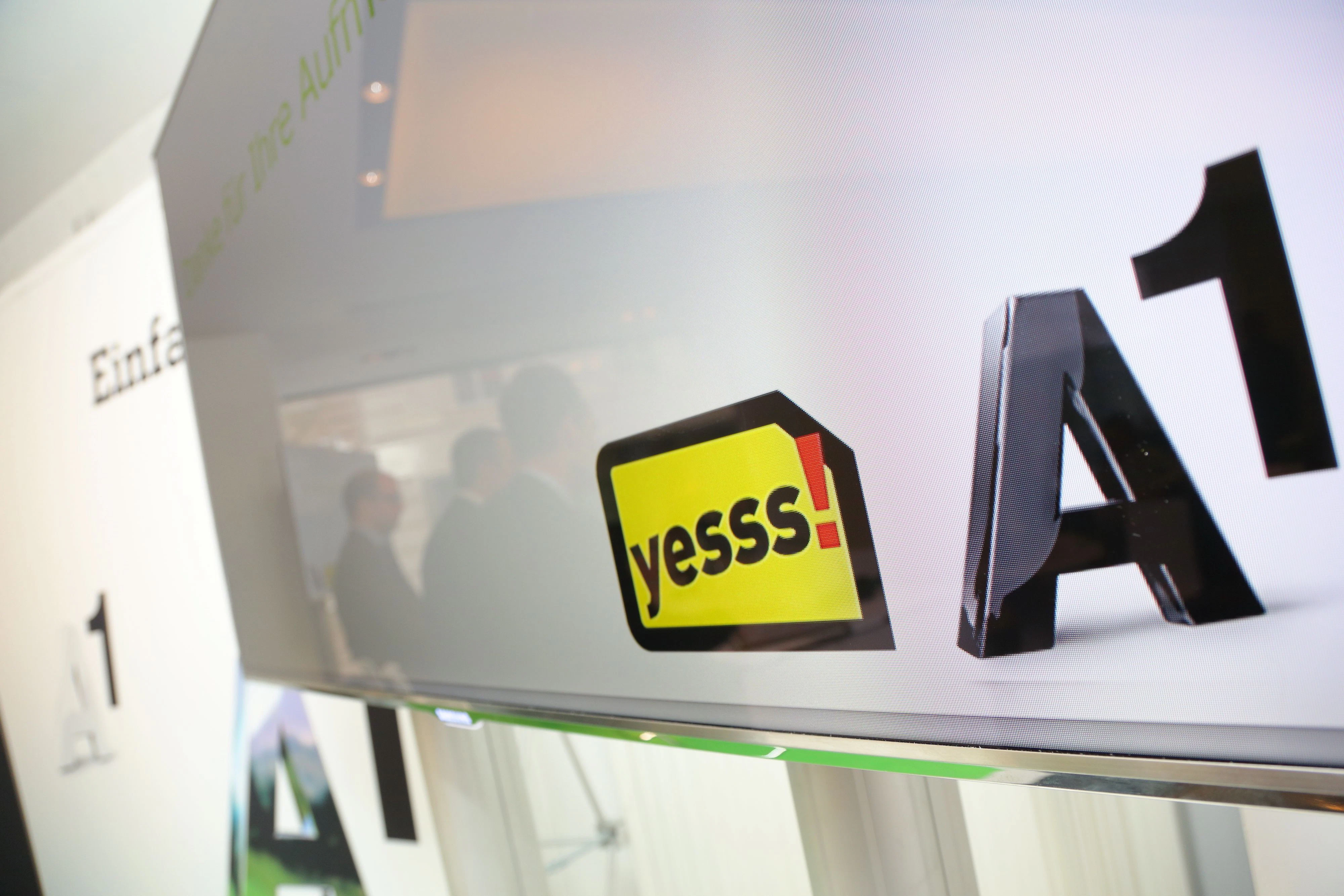 10GB in allen Smartphone Tarifen geschenkt bei der Weihnachtsaktion von yesss!