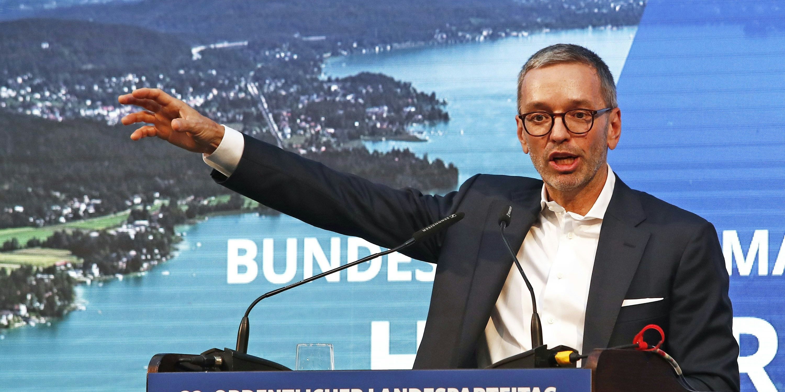 Schon ein Monat zuvor besuchte Herbert Kickl die Kärntner im Rahmen des Freiheitlichen Landesparteitags.