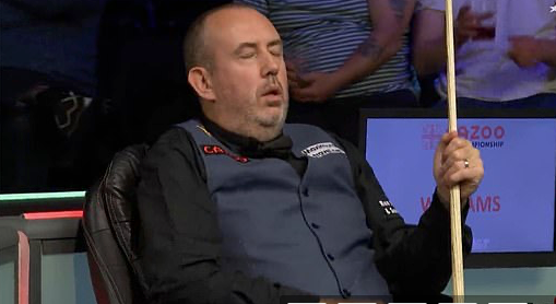 Mark Williams schlief während des Matches ein.