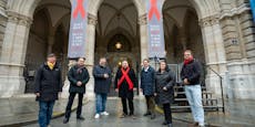 Welt-AIDS-Tag: Stadt hisst Red Ribbon am Rathaus