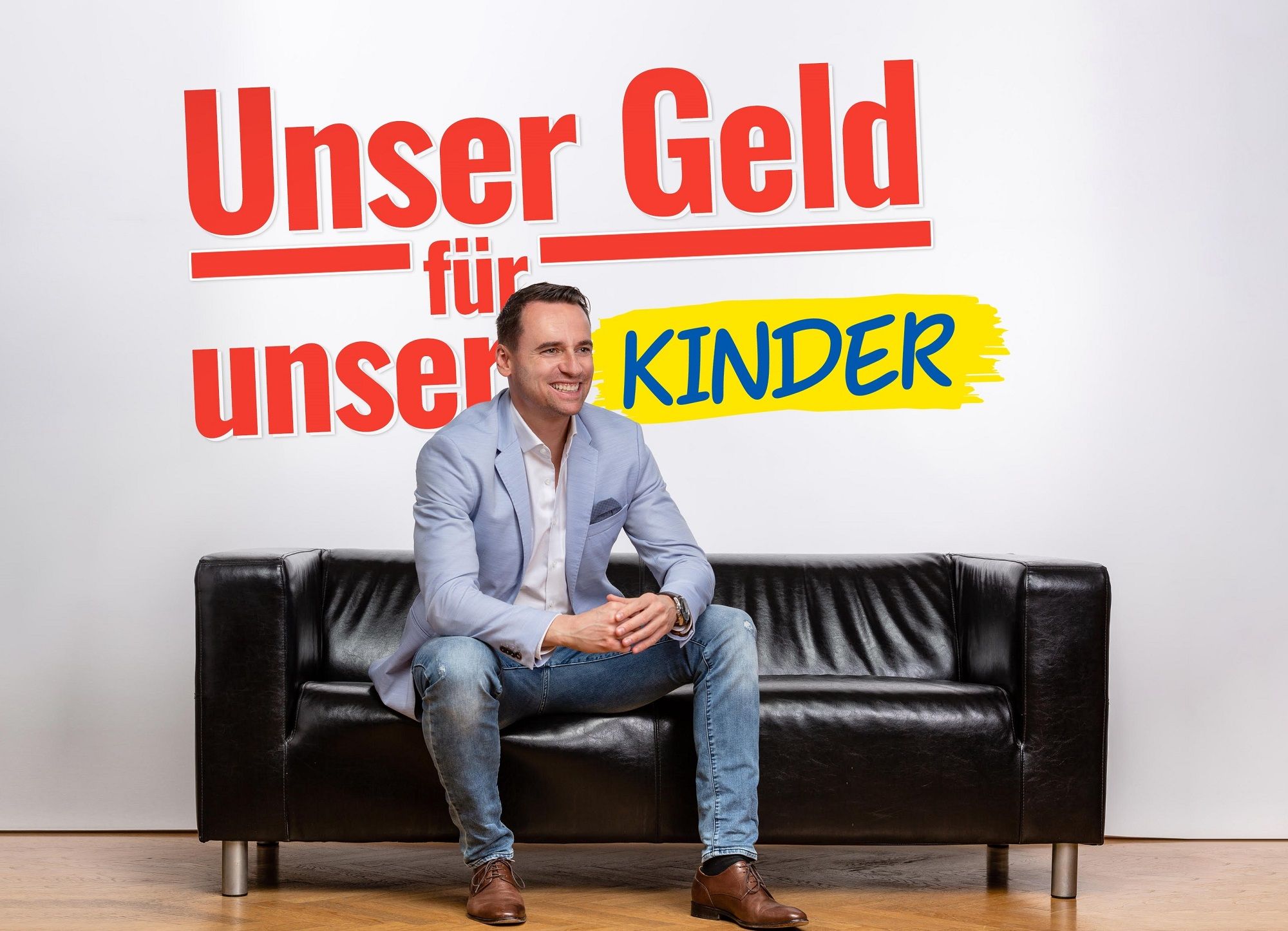 Nicht nur HC Strache braucht Geld. Mit seiner Agentur Hiller Communications (HC!) sammelt Marian Hiller