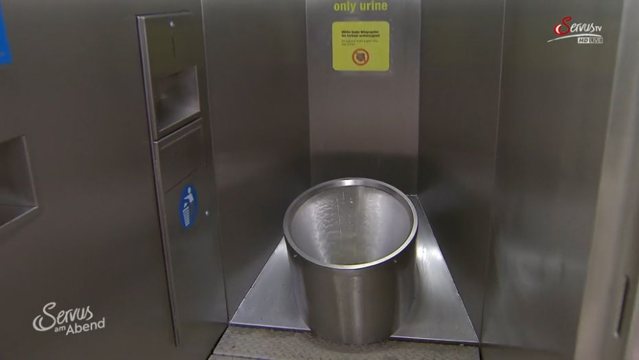 Teures Pissoir mit Umweltgedanken.