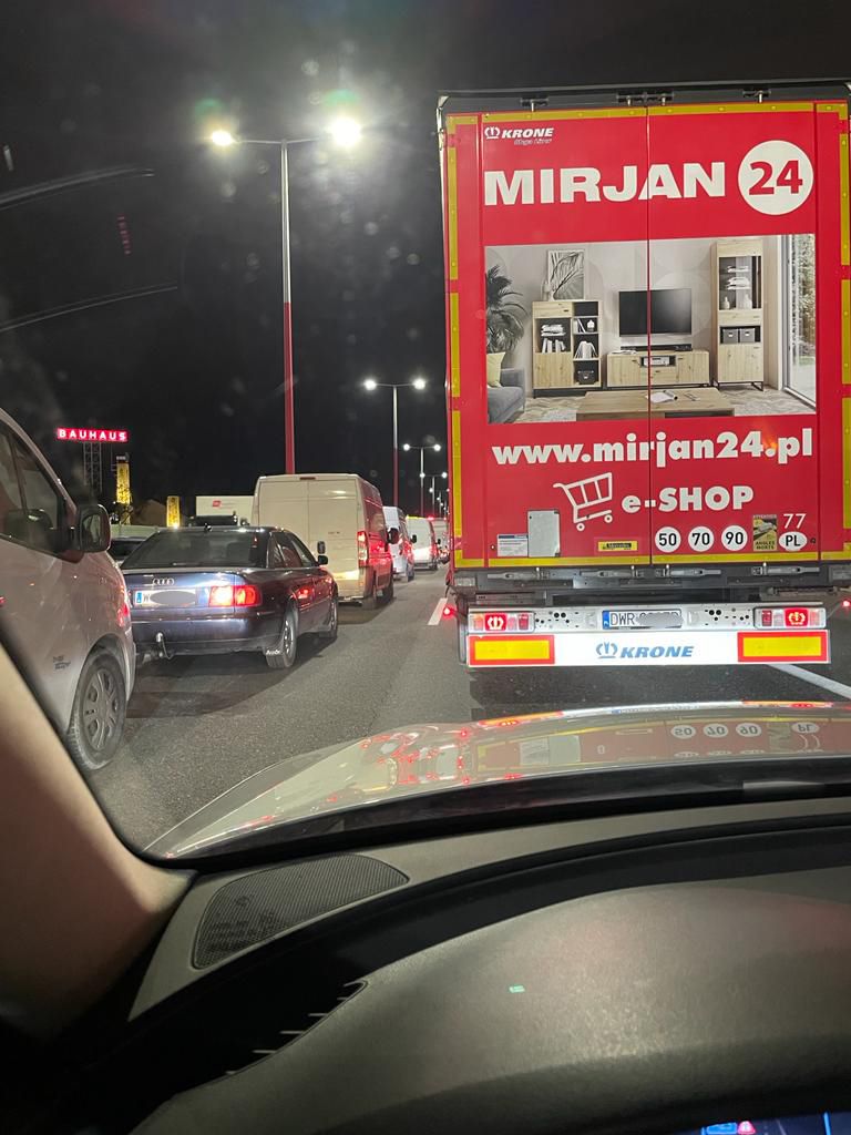 Riesiger Stau auf der Südosttangente (A23)
