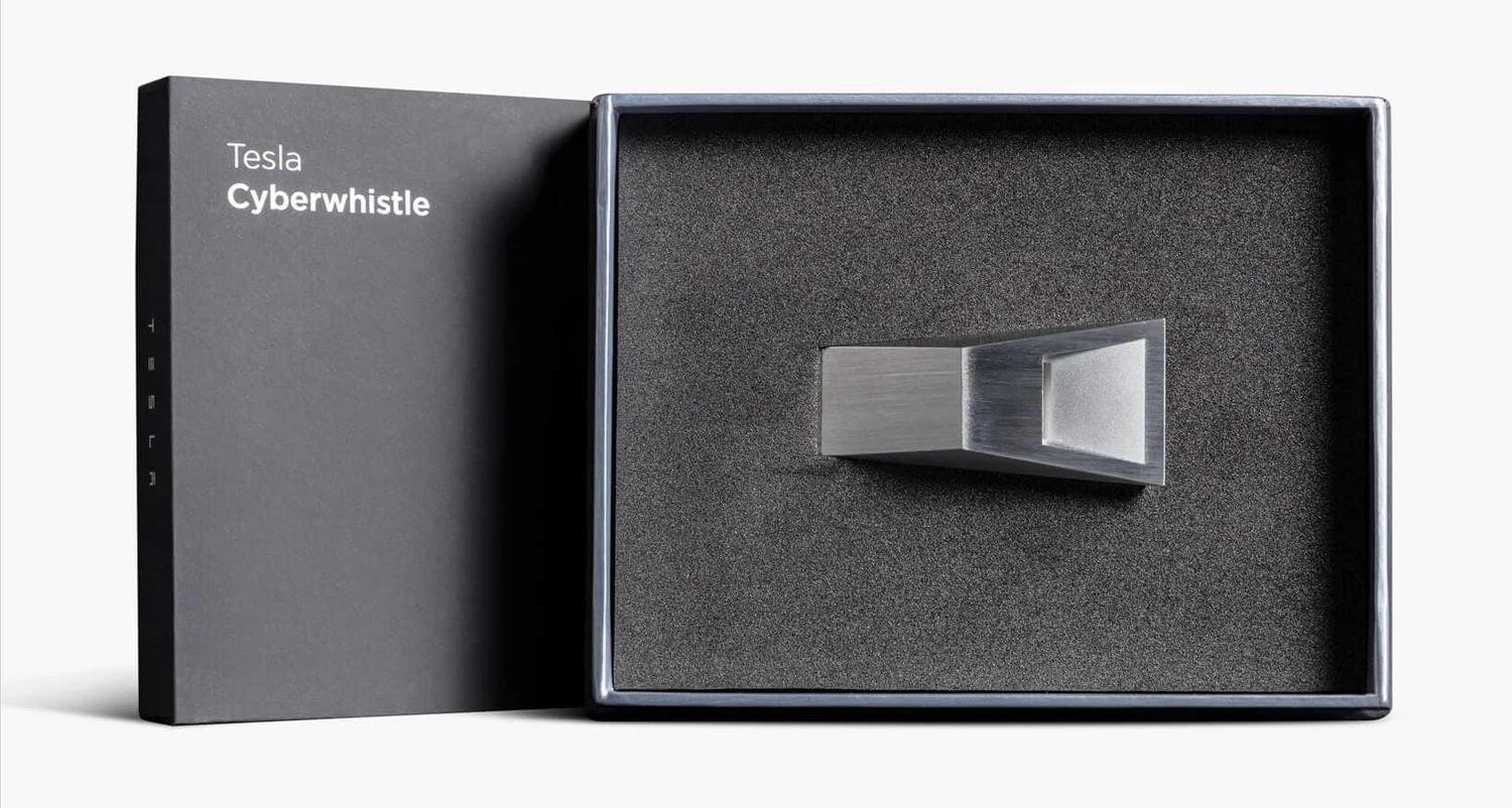 Hit im Tesla-Shop! Musk pflanzt Apple mit Luxus-Pfeiferl.