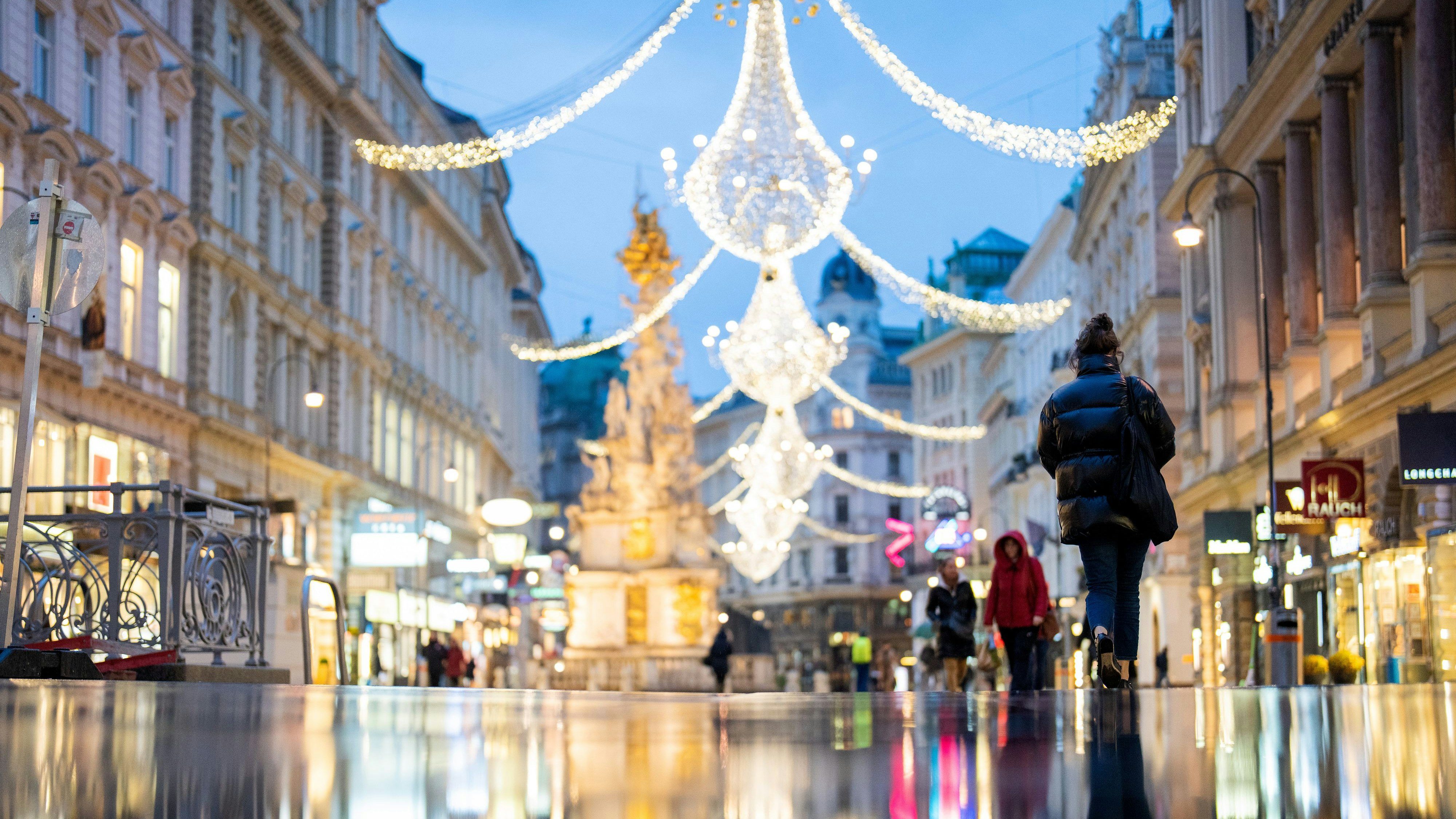 Geimpfte Personen im gleichen Haushalt mit Infizierten werden wohl bald wieder als K1 eingestuft.
