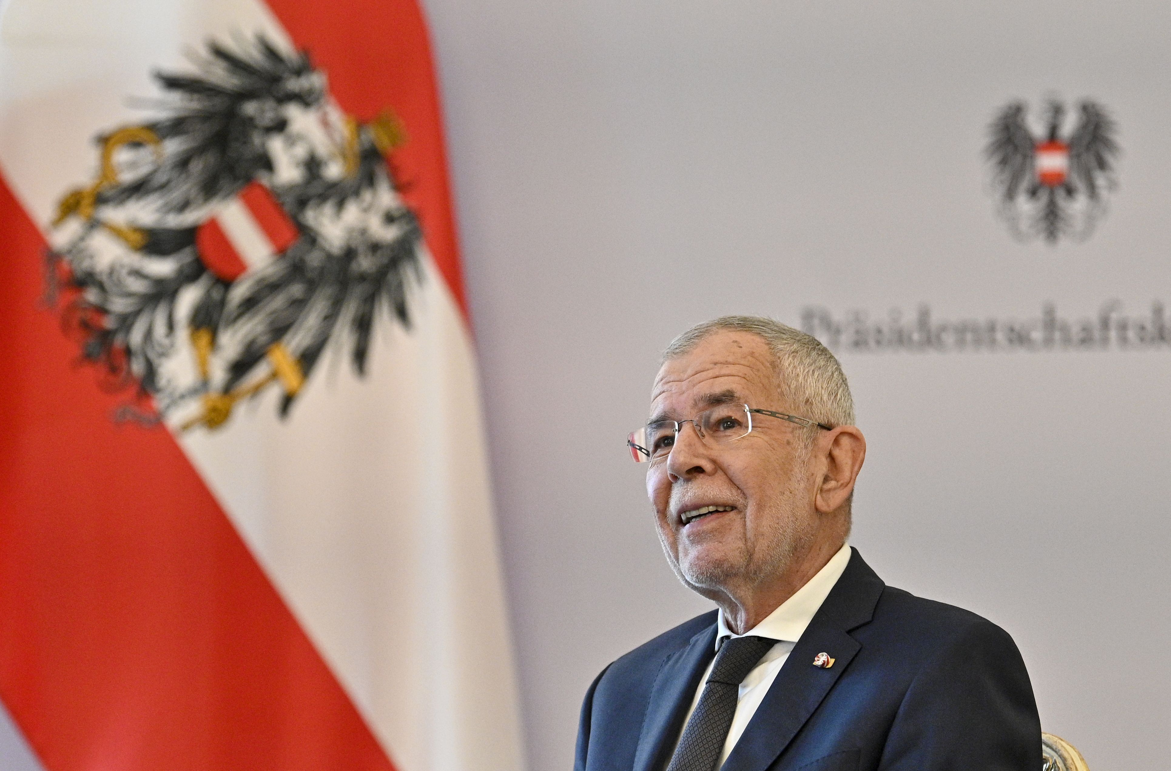 Bundespräsident Alexander Van der Bellen profitierz vom Gehalts-Plus am meisten.