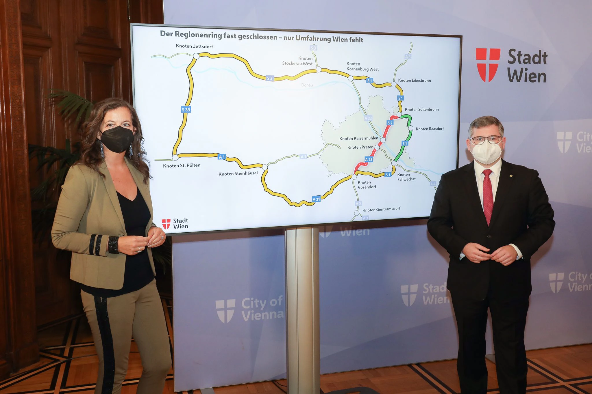 Sima (li.) und Schleritzko bei der Pressekonferenz zum Lobau-Tunnel.