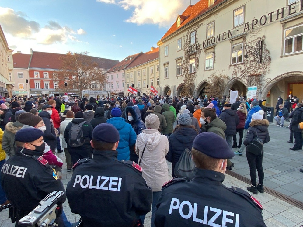 Die Polizei begleitete die Demonstranten.