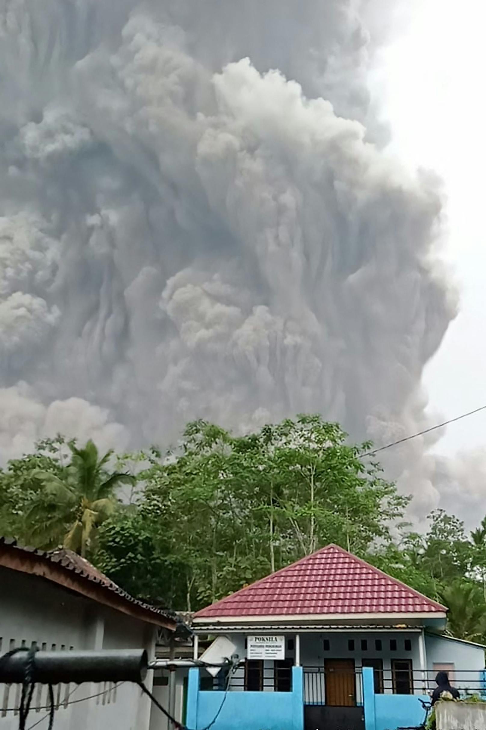 Auf der indonesischen Insel Java ist der Vulkan Semeru ausgebrochen.&nbsp;