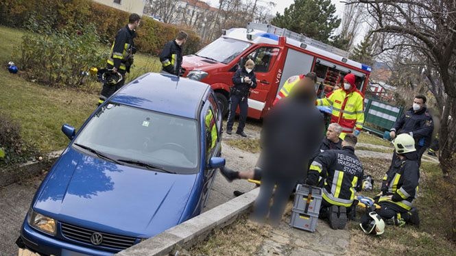Das Auto musste händisch versetzt werden.