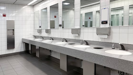 Ein 41-Jähriger machte Aufnahmen in der Damen-Toilette.