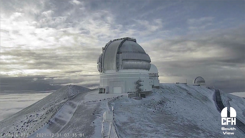 Die Pazifikinsel Hawaii muss derzeit statt mit Sonnenschein mit heftigen Schneestürmen rechnen. Mauna Kea ist bereits jetzt mit Schnee bedeckt.