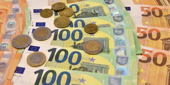 Die Euro-Scheine stehen vor einer Revolution – über das neue Design dürfen auch Bürgerinnen und Bürger entscheiden. 