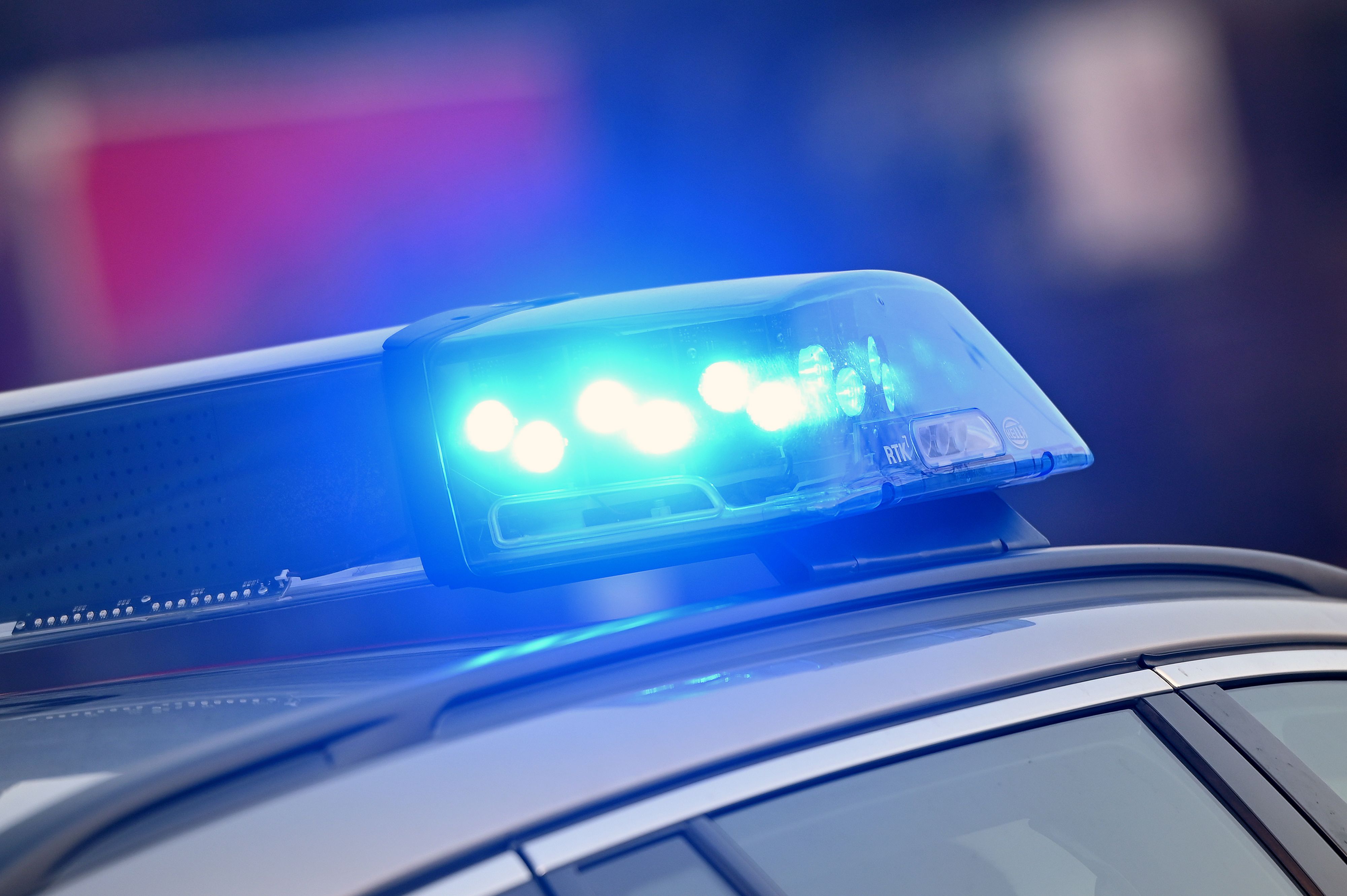 Blaulicht eines Polizeiautos. Symbolbild
