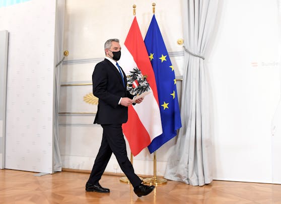 Am Dienstag (07. Dezember 2021) hielt Karl Nehammer (ÖVP) seine erste Rede als Bundeskanzler der Republik Österreich.