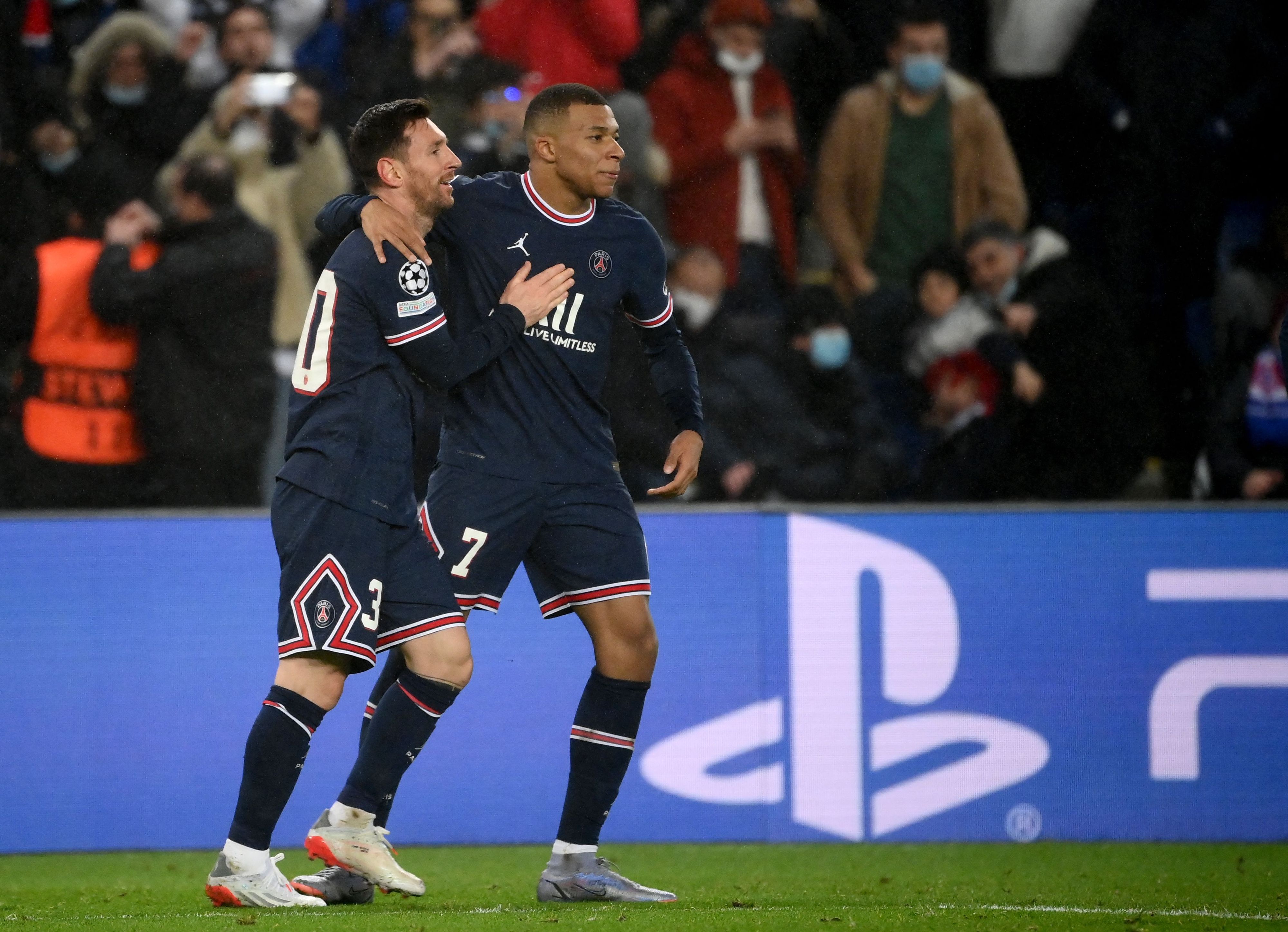 Lionel Messi und Kylian Mbappe zaubern im Dress von Paris St.-Germain. 