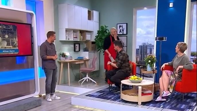 <strong>Ross Antony</strong> im Pech: Doch das Sat1-Moderatorenteam kann sich vor Lachen kaum halten.