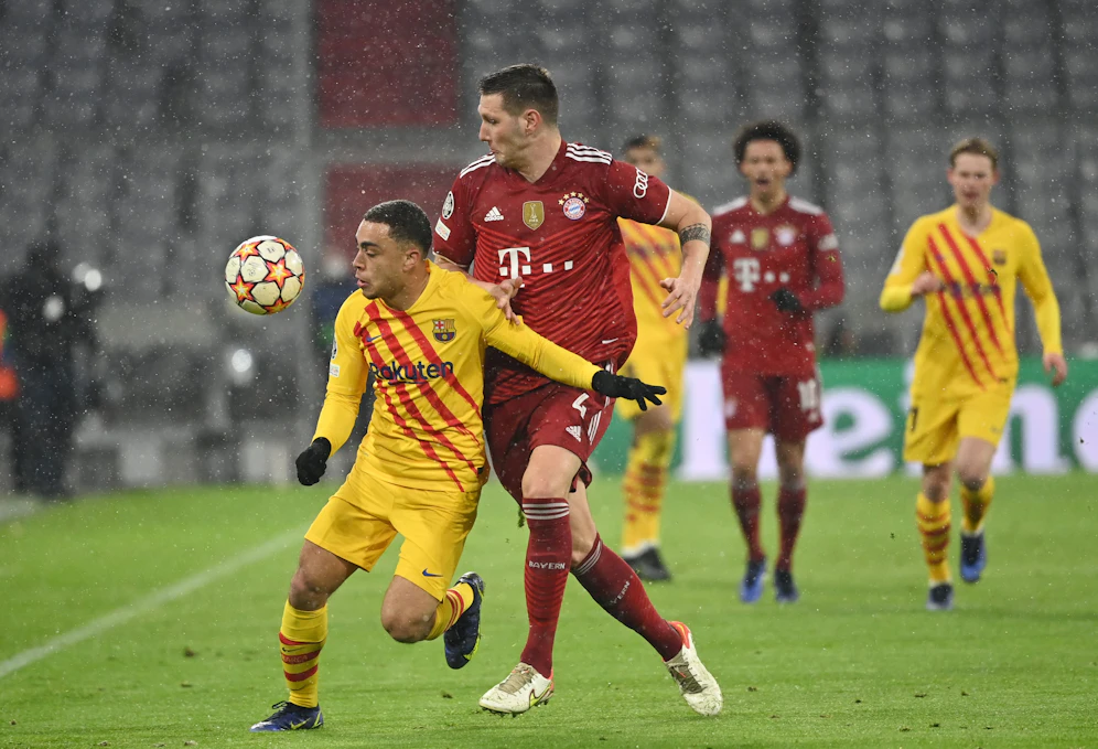 Bayern deklassiert Barcelona im Schneetreiben von München 3:0.