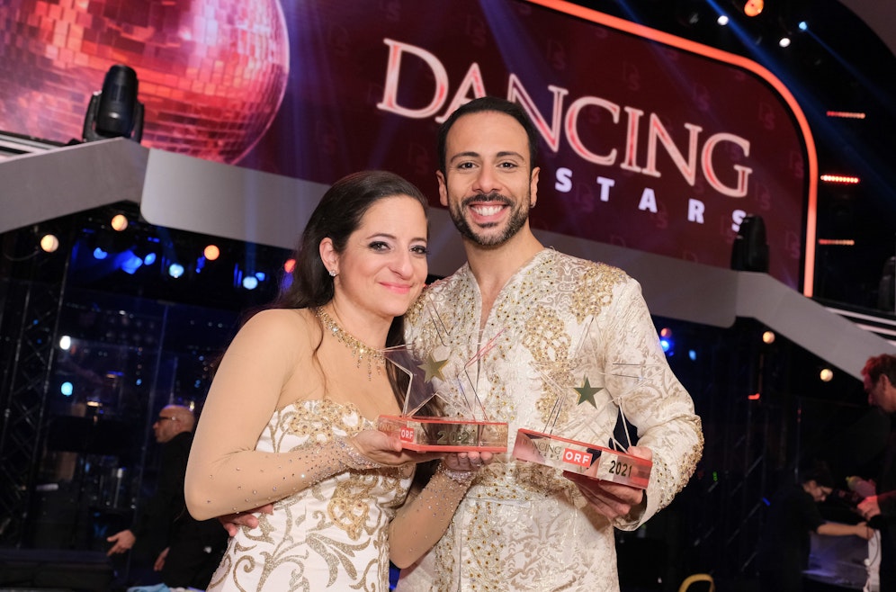 Caroline Athanasiadis und Danilo Campisi tanzten sich bei 