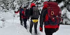Wanderer steckte hüfthoch im Schnee auf der Rax fest