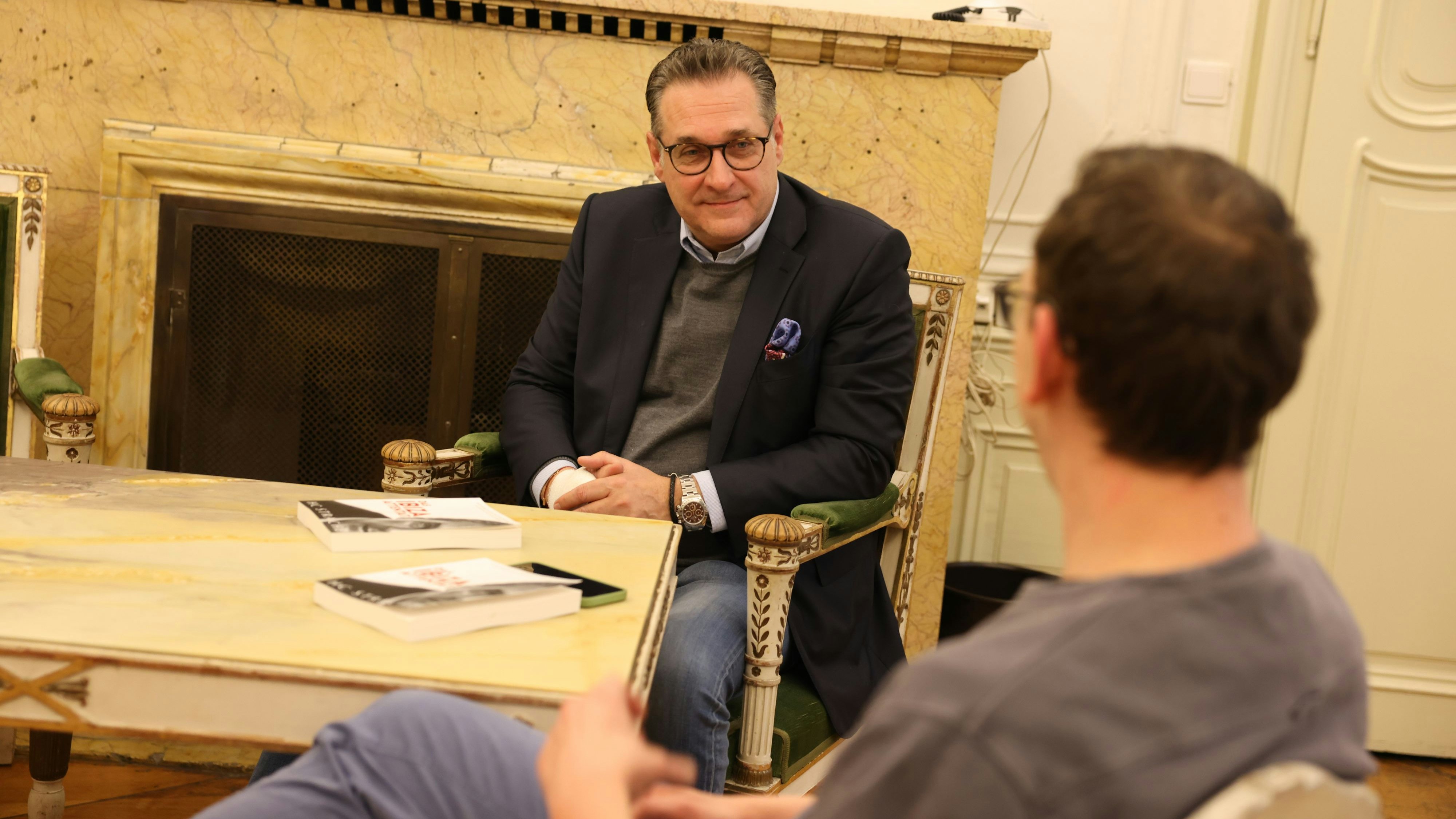 HC Strache im Interview mit "Heute"-Redakteur Thomas Hangweyrer